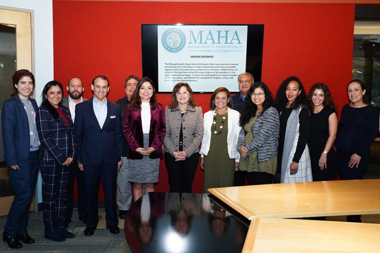 Asociación de Abogados Hispanos  con nueva presidenta