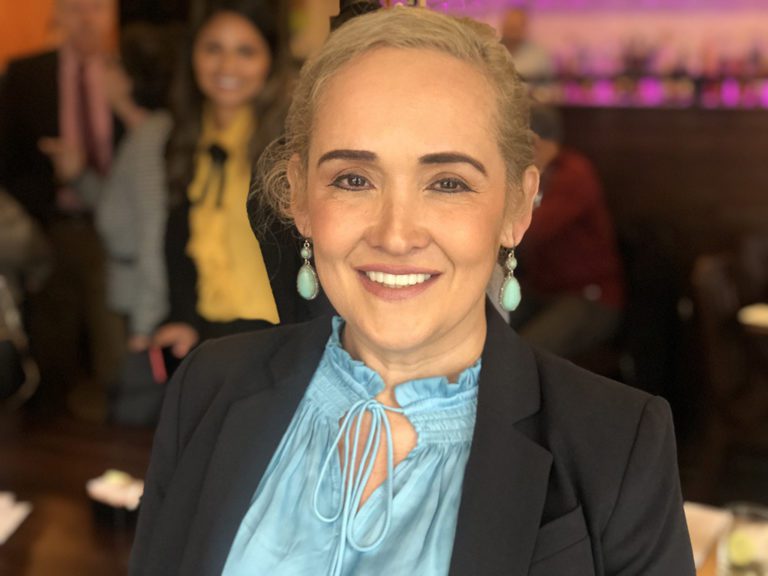 Lucy Pineda lanza su candidatura  a Secretaría del Exterior