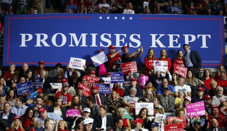 Promesas de Trump: Algunas se cumplieron, pero otras no