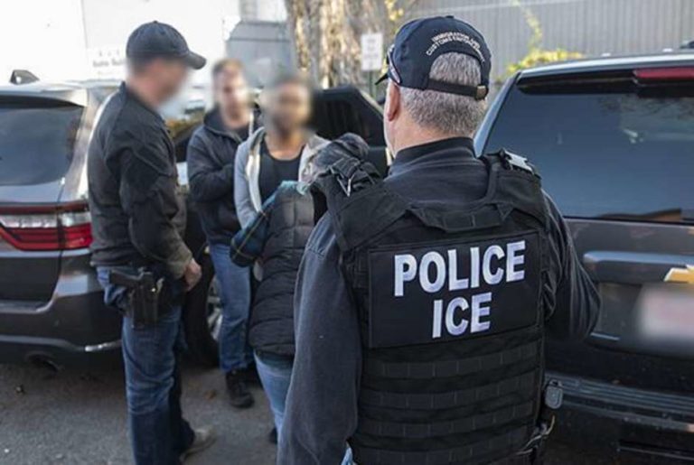 ICE suspende detenciones por coronavirus