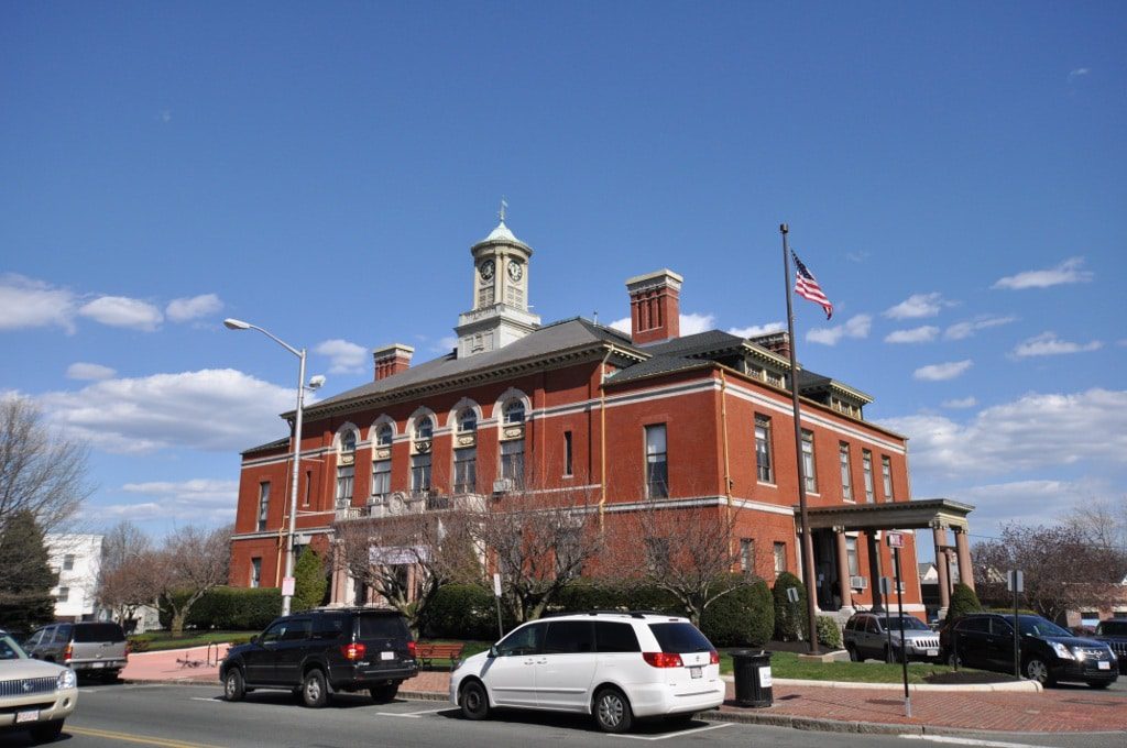 1postRevereMA CityHall