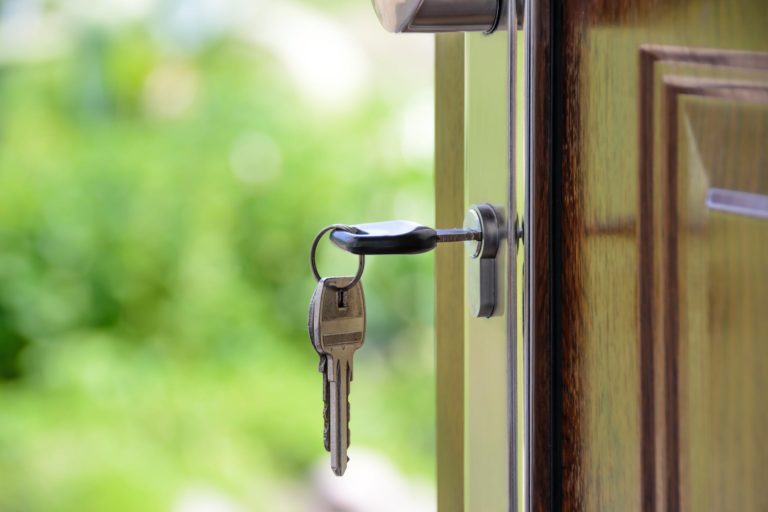 Ofrecen ayuda para pagar alquileres de viviendas en Waltham