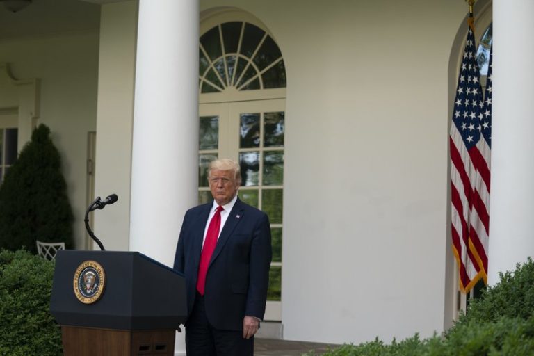 Trump desea festejar el 4 de julio a pesar de coronavirus
