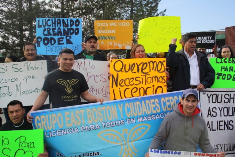 Pandemia COVID-19: Inmigrantes necesitan licencias de conducir ahora más que nunca