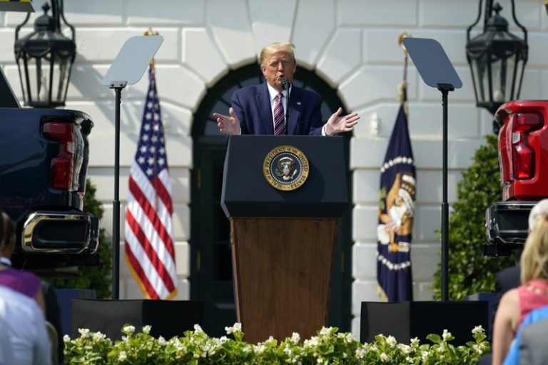 Pelosi: Trump se irá de la Casa Blanca aunque no quiera