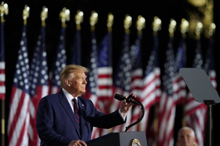 Trump acepta la nominación y arremete contra Biden