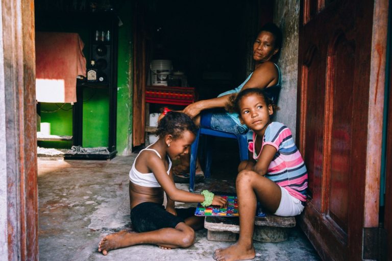 Crean campaña de apoyo a familias afectadas por el COVID-19 en Colombia y en Massachusetts