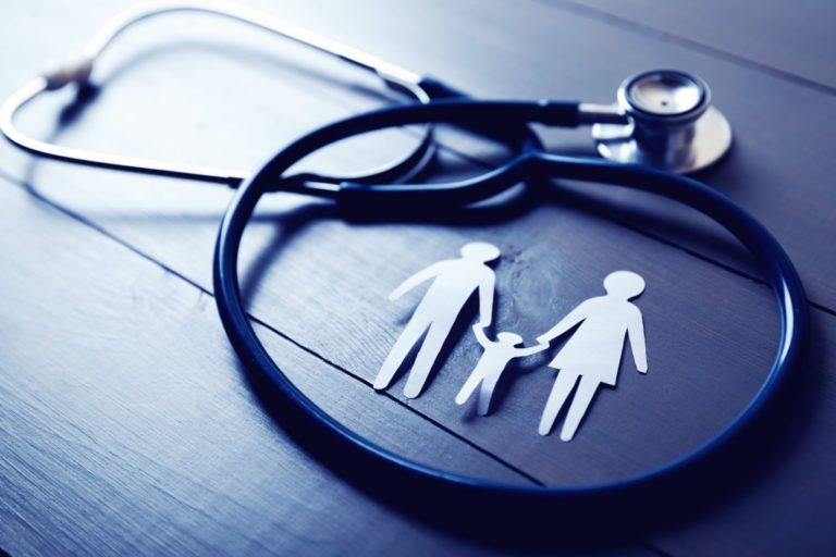Aplicación para seguro médico ahora disponible en español