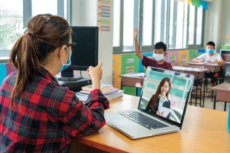 El 50% quiere educación virtual y el otro 50% híbrido