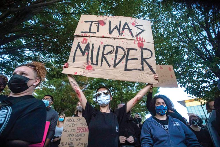 Boston se suma a las  protestas por el triste caso de Breonna Taylor