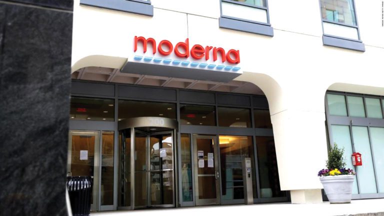 Moderna solicitará autorización para vacuna contra COVID-19