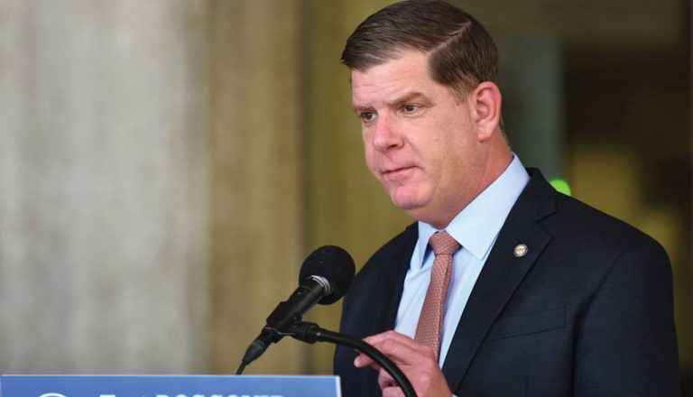 Alcalde Walsh evitará desalojos en Boston