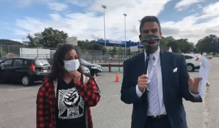 ¡En vivo desde Worcester! Conociendo el Mercado de Agricultores (Farmer’s Market)