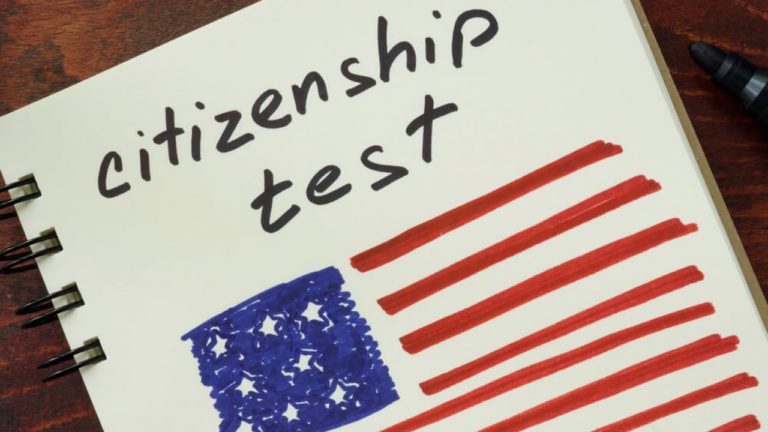 La columna de Inmigración: Examen cívico para naturalizarse será más extenso