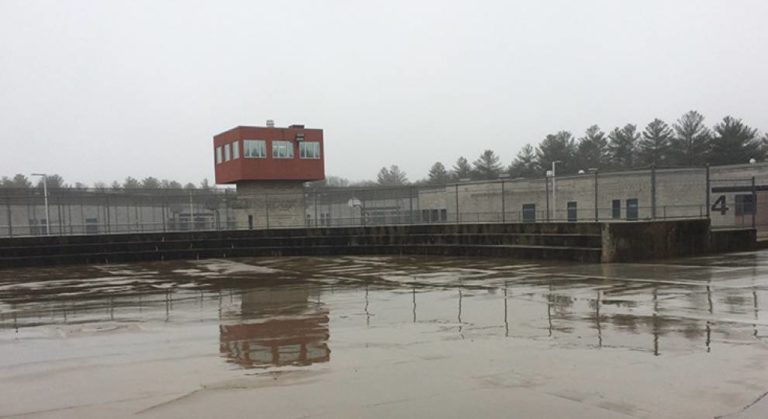 Denuncian abuso de fuerza contra migrantes en Massachusetts