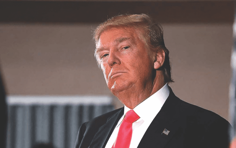 Corte Suprema reincorpora a Trump en boletas primarias presidenciales