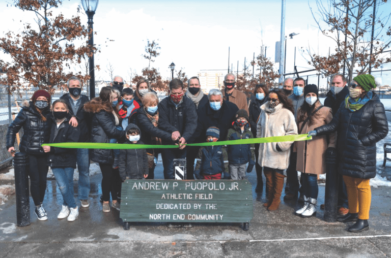 Alcalde Walsh anuncia mejoras completadas a parques en North End, Dorchester y South Boston