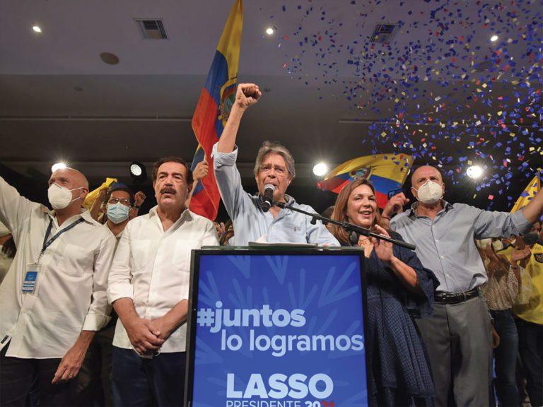 Elecciones Ecuador: Gana la derecha sobre la ultraizquierda