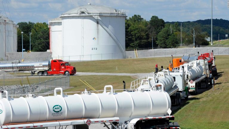 Cierre de oleoducto afectaría el precio de combustibles