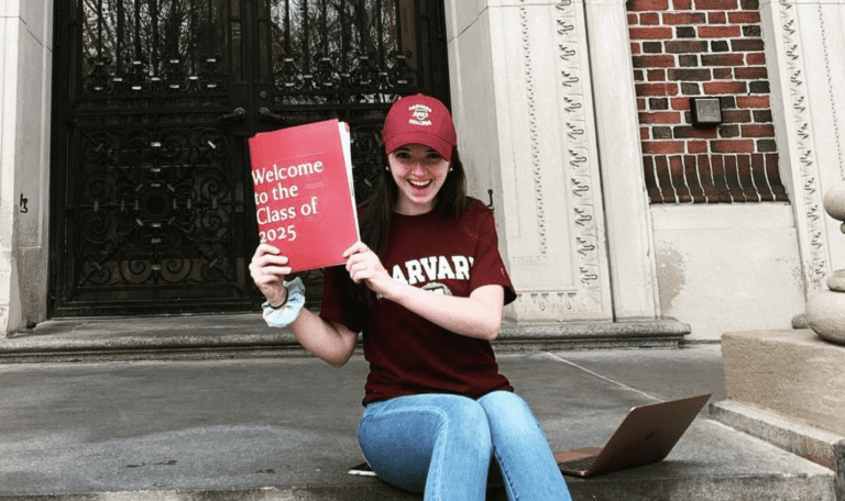 Estudiante llega a Harvard con emotivo ensayo