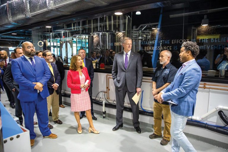30 millones en apoyo adicional para pequeñas empresas