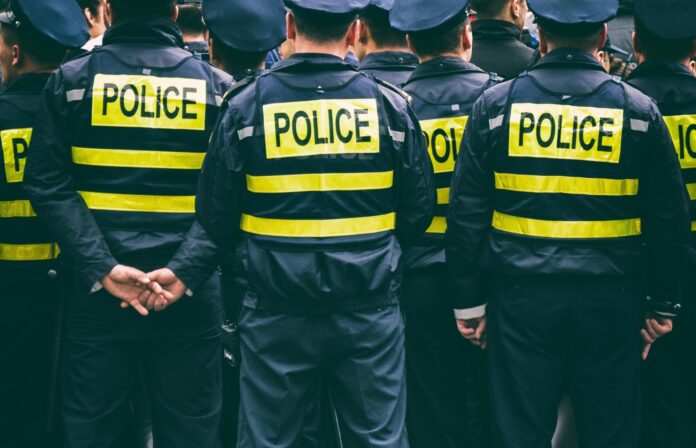 Policias