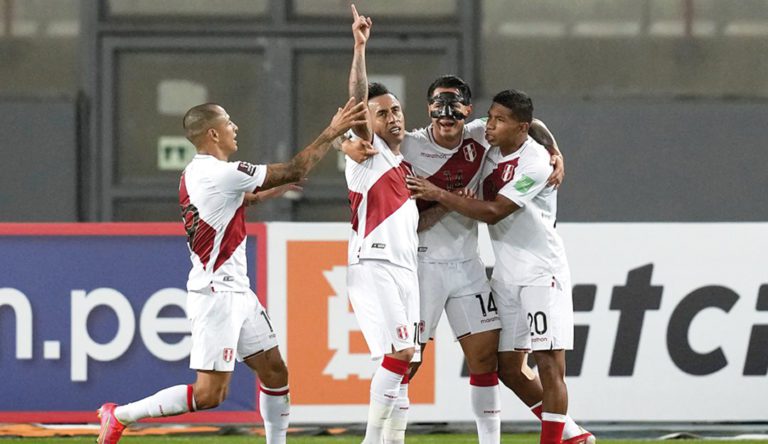 Perú sufrió… pero derrotó a Venezuela