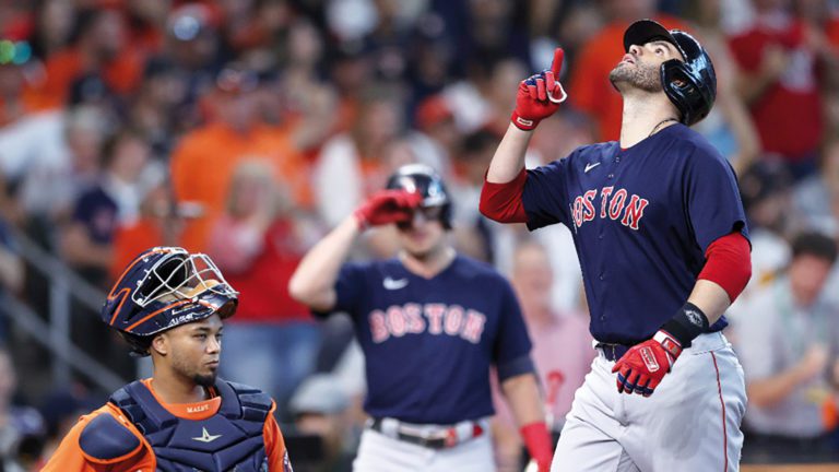 Con 2 grand slams, Red Sox empata serie de campeonato a Astros