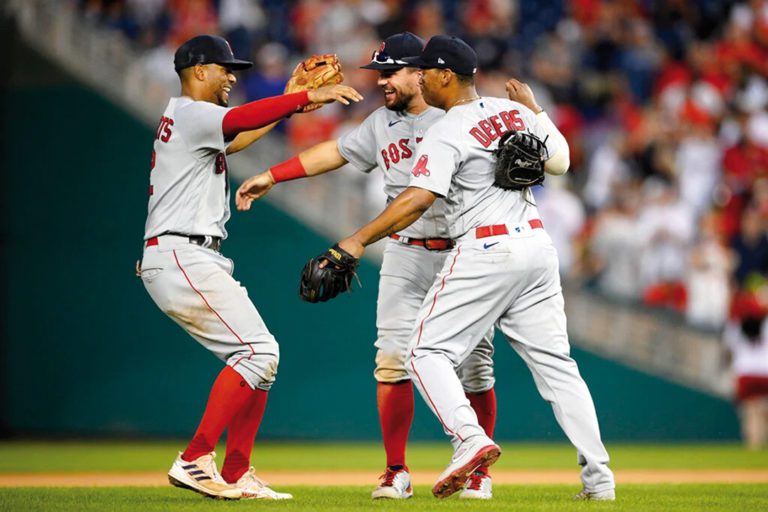 Red Sox Vs. Yankees y Doders Vs. Cardinals