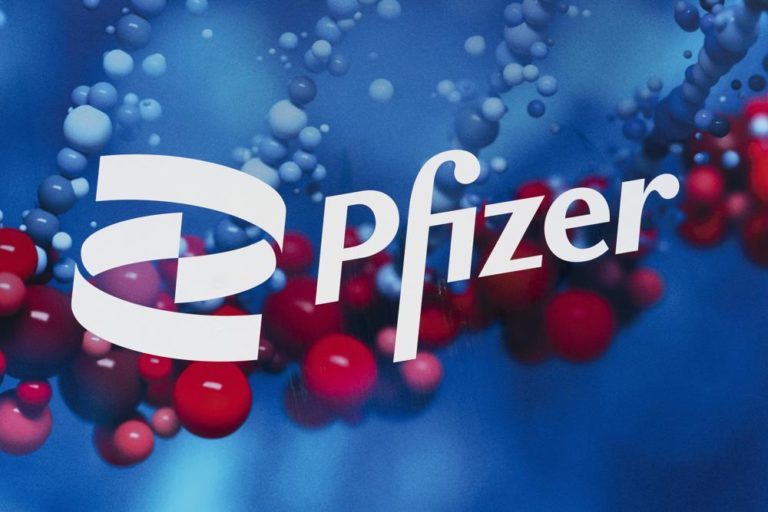 Pfizer: píldora COVID-19 reduce tasa hospitalización en 90%