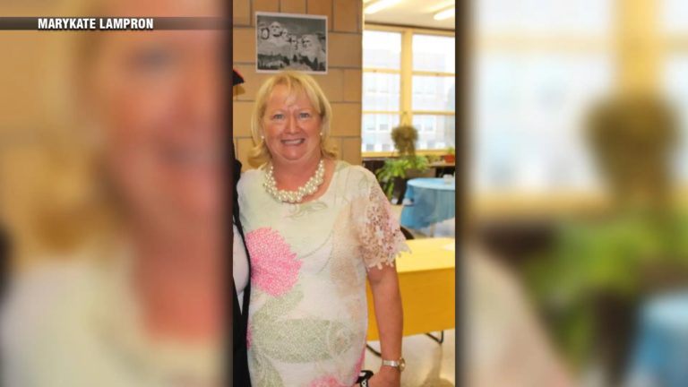 Arrestan a estudiante por golpear a directora de escuela en Boston