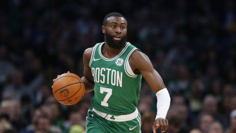 Los Celtics derrotan a los Rockets