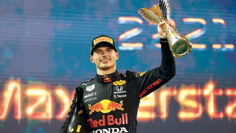 Verstappen campeón del mundo derriba al mito Hamilton