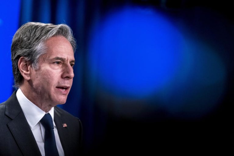 Blinken visita Ucrania al aumentar tensiones con Rusia