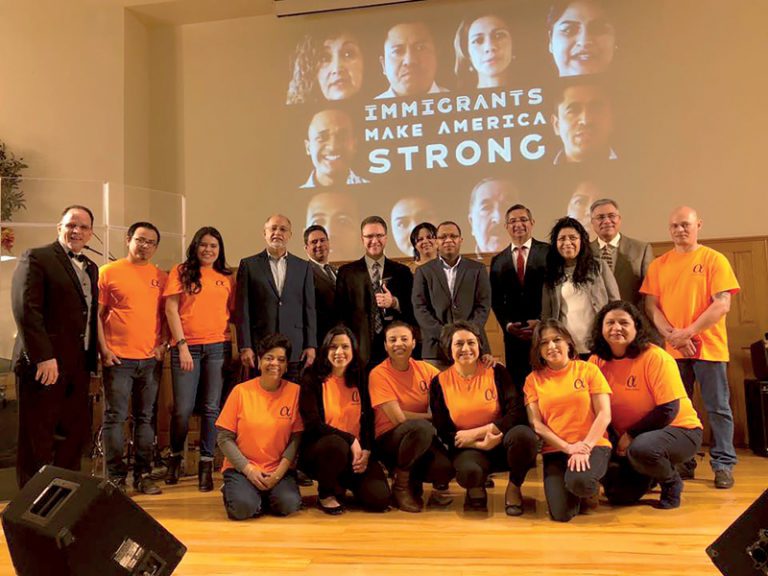 20 años de ALPHA: «Los inmigrantes fortalecemos América»