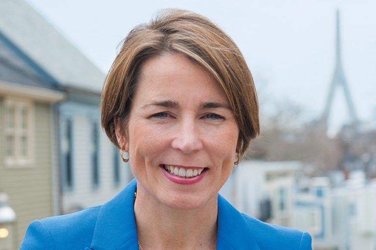 Maura Healey quiere ser gobernadora