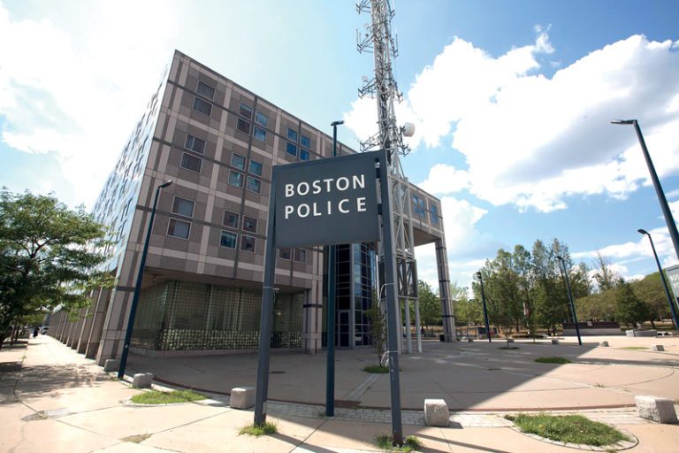 Policía gasta $600,000 sin notificar a la ciudad