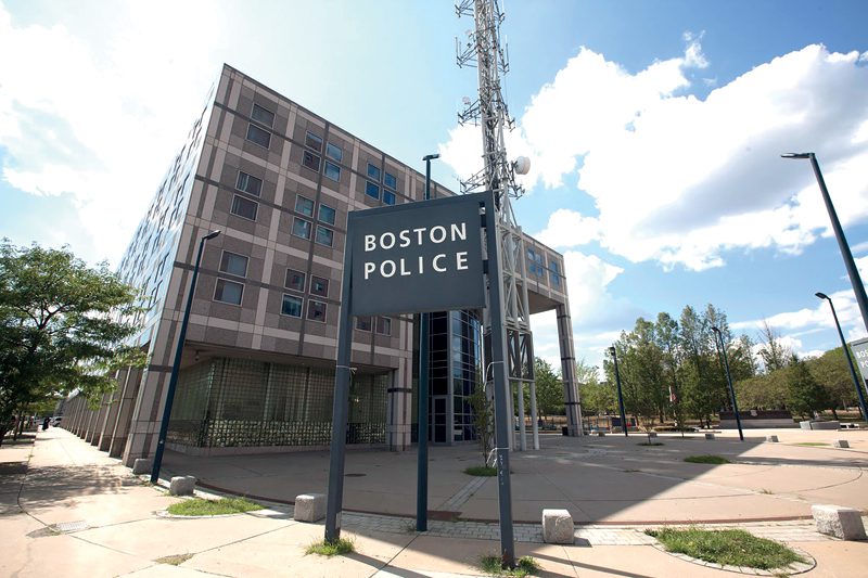 22 Policia Boston gasta 600k 1