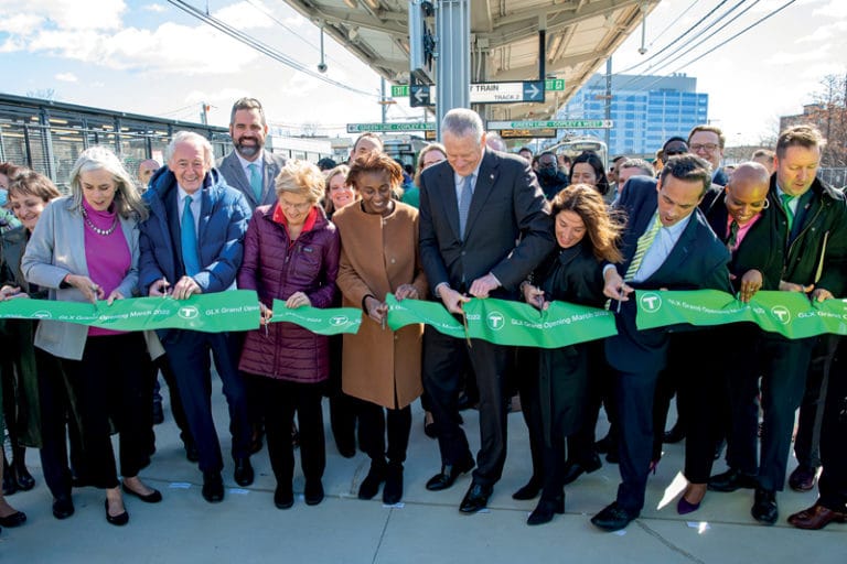 Inauguran extensión de la línea verde a Somerville