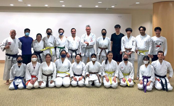 31-Deportes karate2