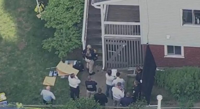Investigan muerte de una madre hallada en cesta de basura en Medford
