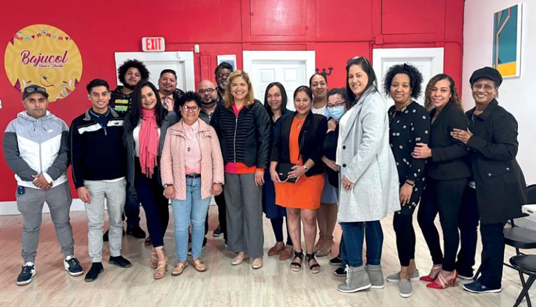 Alcaldesa Michelle Wu impulsa el trabajo comunitario