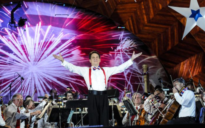 Boston-Pops-2014-on-Esplanade-Stu-Rosner