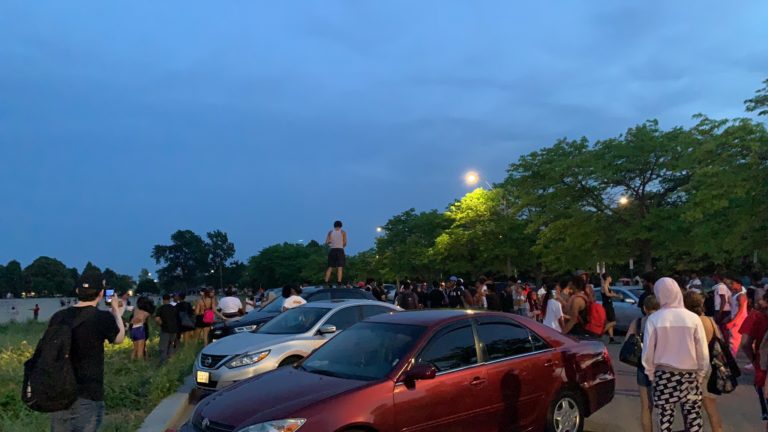 Peleas vuelven a acabar con tranquilidad en playa de Boston