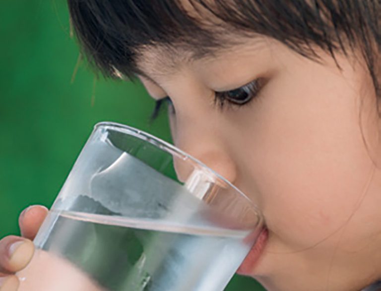 El informe anual sobre la calidad del agua de MWRA está en el correo