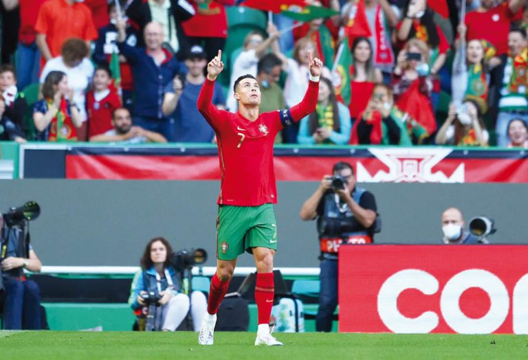 Con Ronaldo como figura, Portugal brilló y goleó a Suiza!
