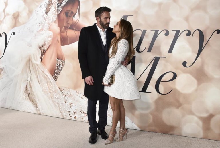 Jennifer Lopez y Ben Affleck se casan en Las Vegas