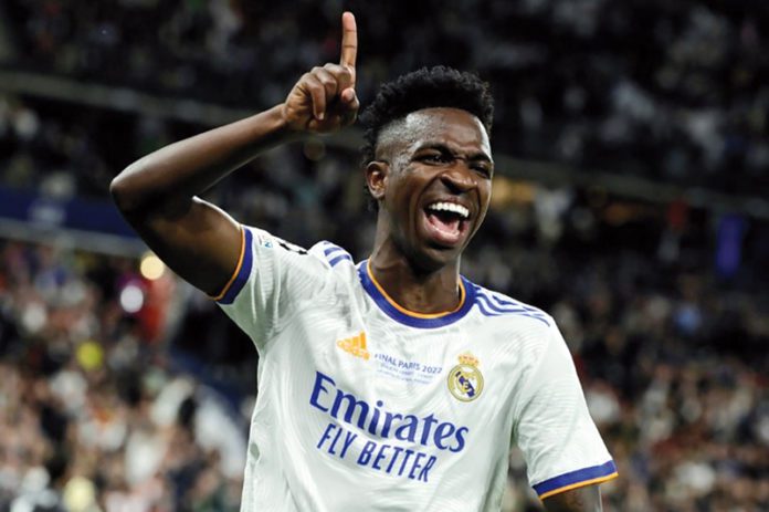 31_Dept-Vinicius Superstar