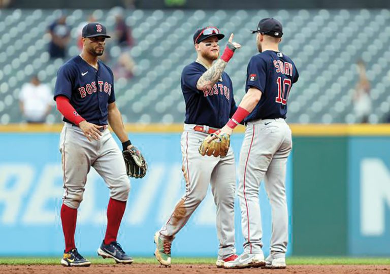 Red Sox supera 8-3 a Guardians y barren la serie