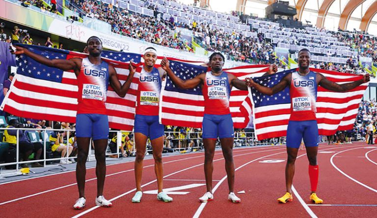 USA gana el 4×400 masculino
